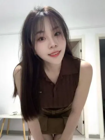 南站大奶媛媛 照片4