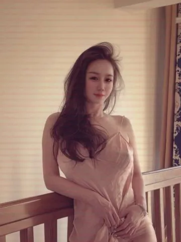混血感大熊颜值御姐