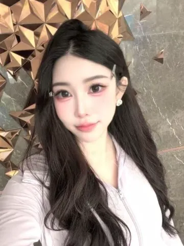 风骚性感大胸宝贝优优 照片3