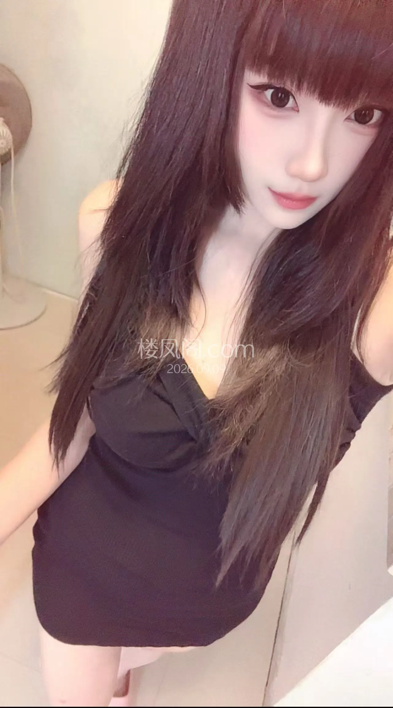 个人兼职薇薇小妞 照片4