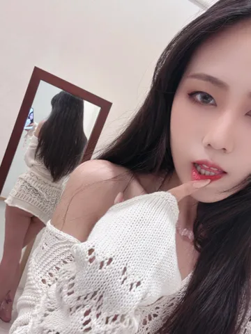 性瘾嫩妹三点粉