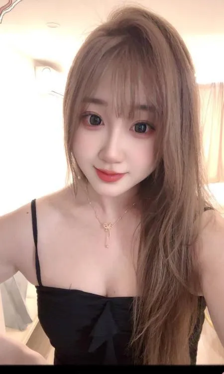 白嫩性感美女凡凡 照片2
