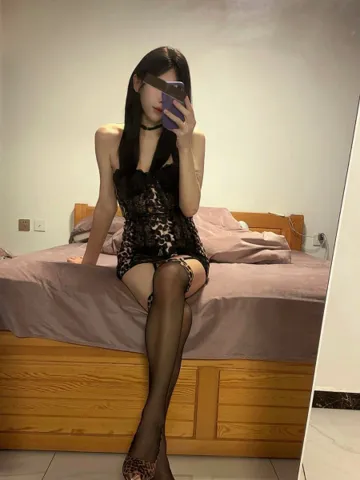 能吸会夹豹纹姐 照片2