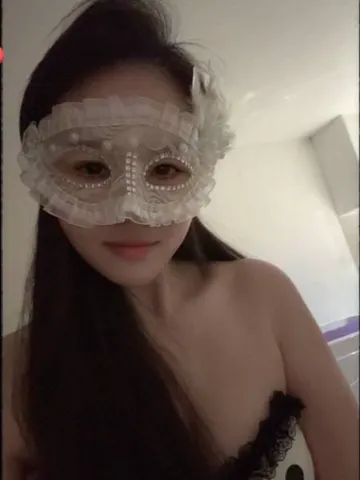 丰乳肥臀莞式御姐 照片3