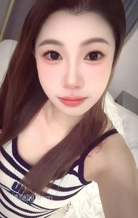 邻家女友感骚妹子