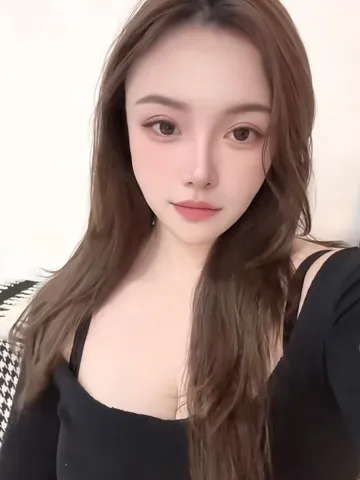 岳麓F巨乳小琴 照片3