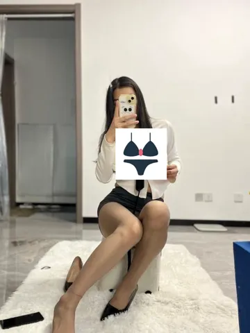 蜀山个人居家丝足小妹