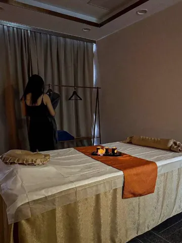贵阳嫩妹高端定制 照片2