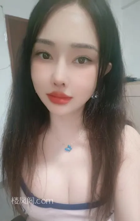 南昌大胸妹子 照片3