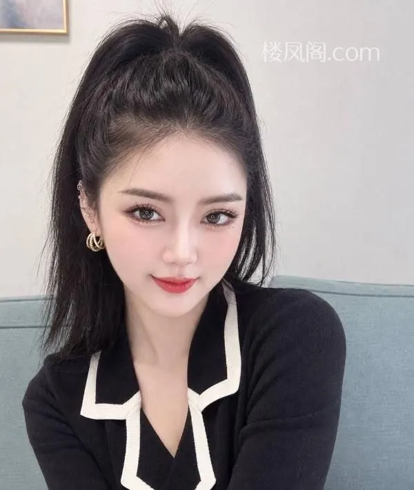 金水曼妙身材御姐小妮