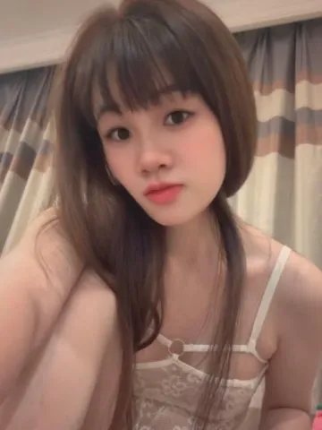 吴江粉嫩妹子小雅雅 照片3