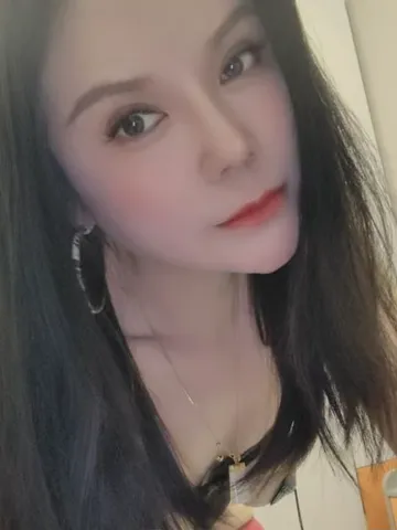 杭州性感少妇小姨 照片3