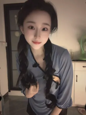 天河童颜巨乳