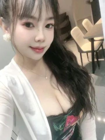 反食性感依依服务控