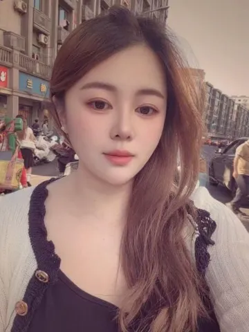 天心大胸骚妹