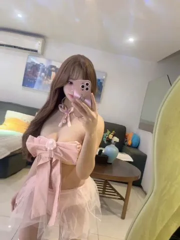 制服诱惑瑶瑶 照片2
