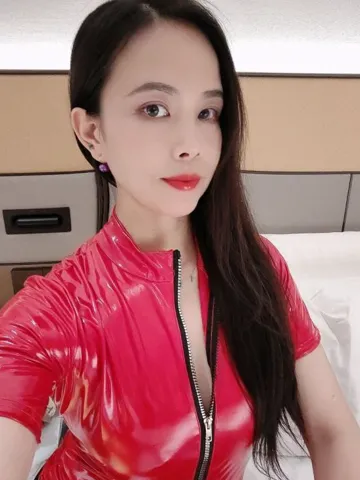 汉阳丰臀少妇彩彩