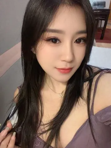 雨花舌吻大胸妹 照片3
