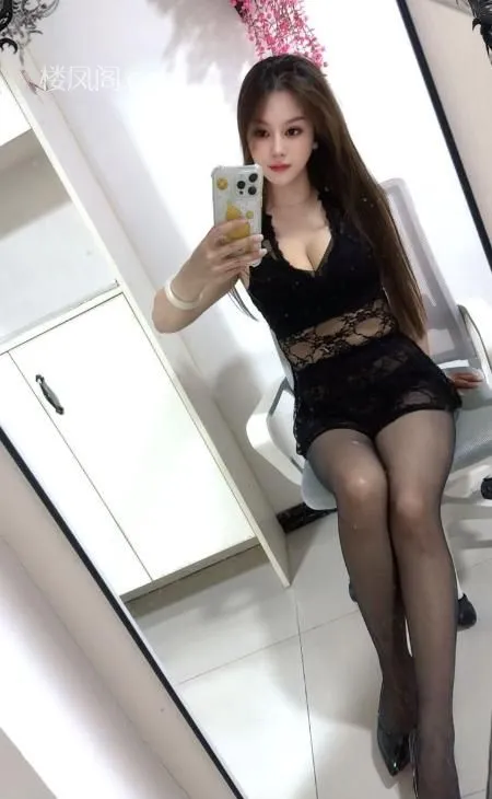 大奶服务系熟女 照片3