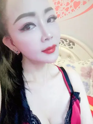 返食M腿御姐沐子