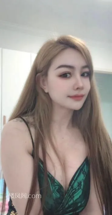 宝山西域妹子伊娜