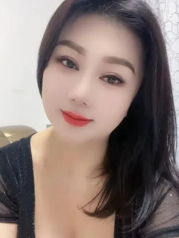 返食老情人D杯素素 照片2