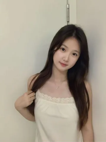 太原小店刚下海小妹 照片3