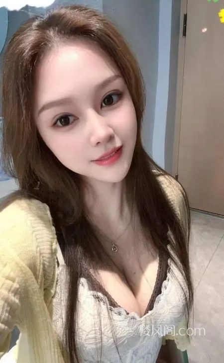 大奶服务系熟女 照片2