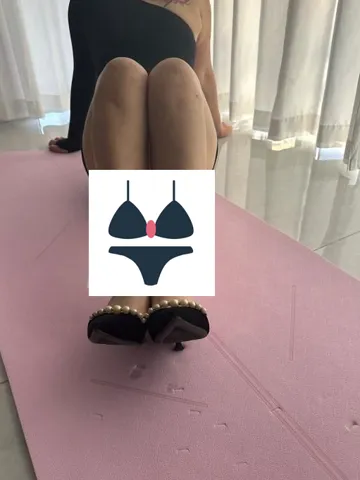 瑜伽服丝袜长腿熟妇