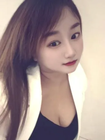新建风骚服务少妇 照片3