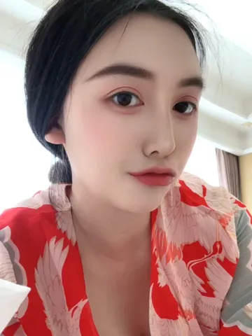 三通少妇 照片4