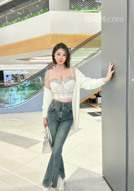 郑州大奶长腿御姐 照片2