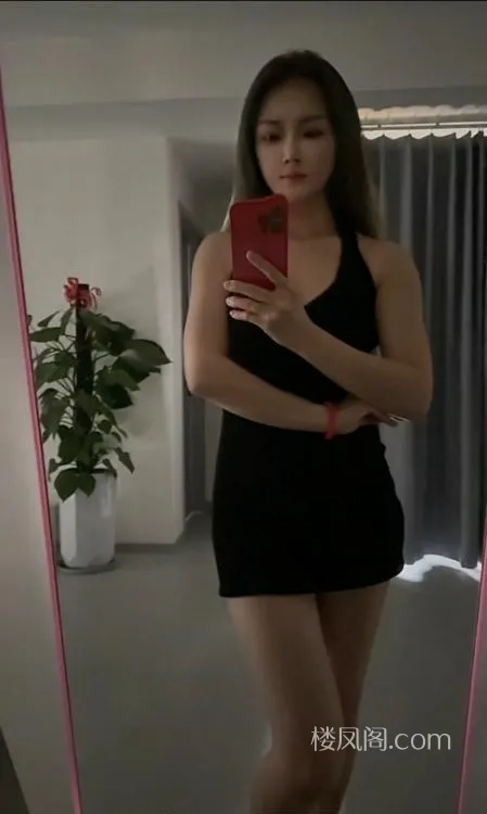 丰庆路长腿御姐 照片2