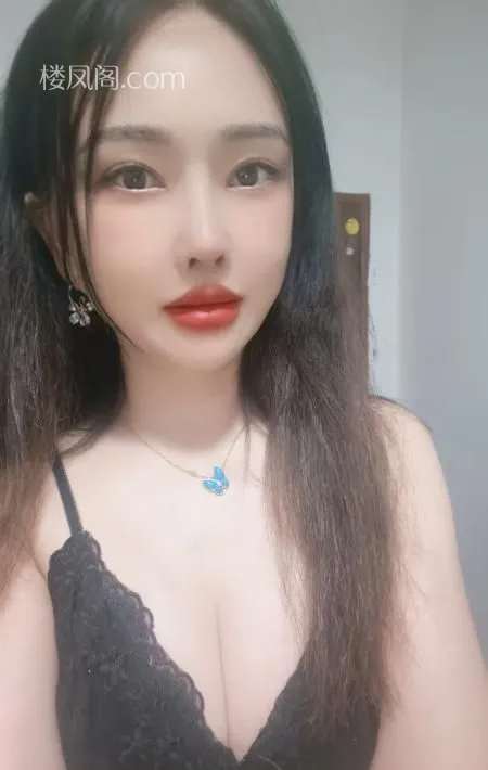 南昌大胸妹子 照片2