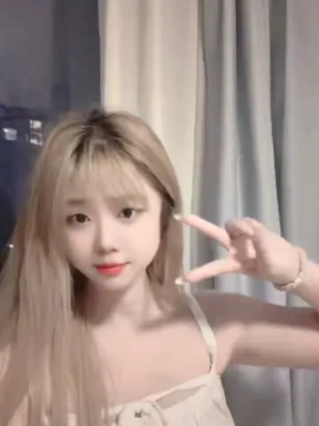 河西婴儿肥小姐姐