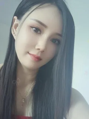 东丽肤白苗条少妇
