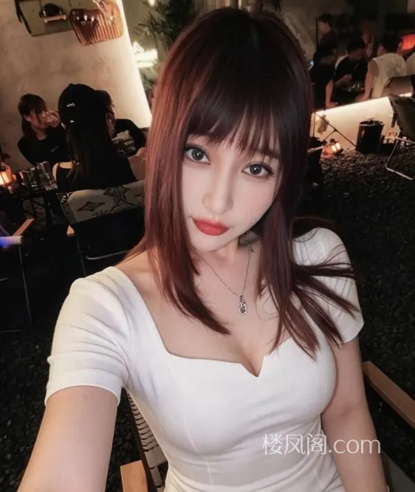 九堡黑长直大奶安琪 照片3