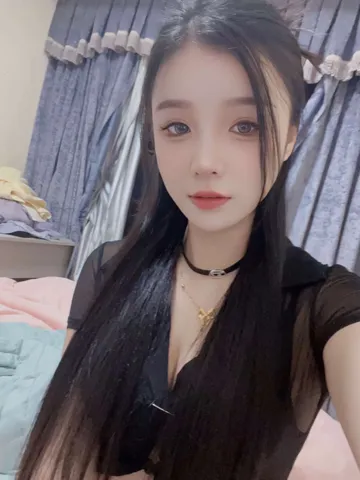 甜美黑丝蕾蕾 照片3