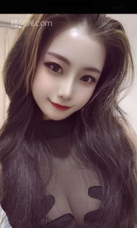 回味大胸骚女夏老师