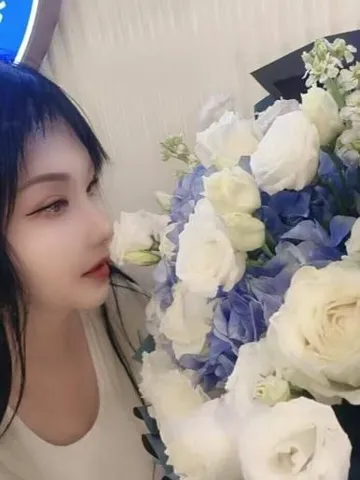 历城骚少妇 照片3