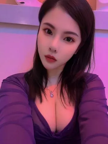 SM潮喷女王咪线儿 照片2