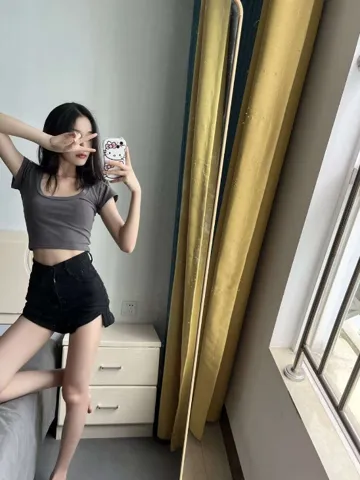 刚下海的尤物 照片3